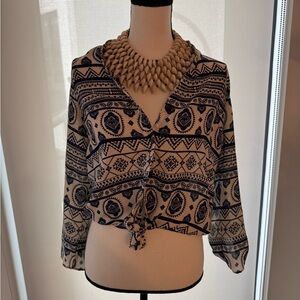 Charlotte Russe Navy and Cream Patterned Blouse